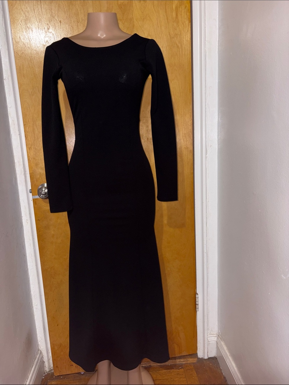 Lulu's Black Long-Sleeve Bodycon Maxi Dress